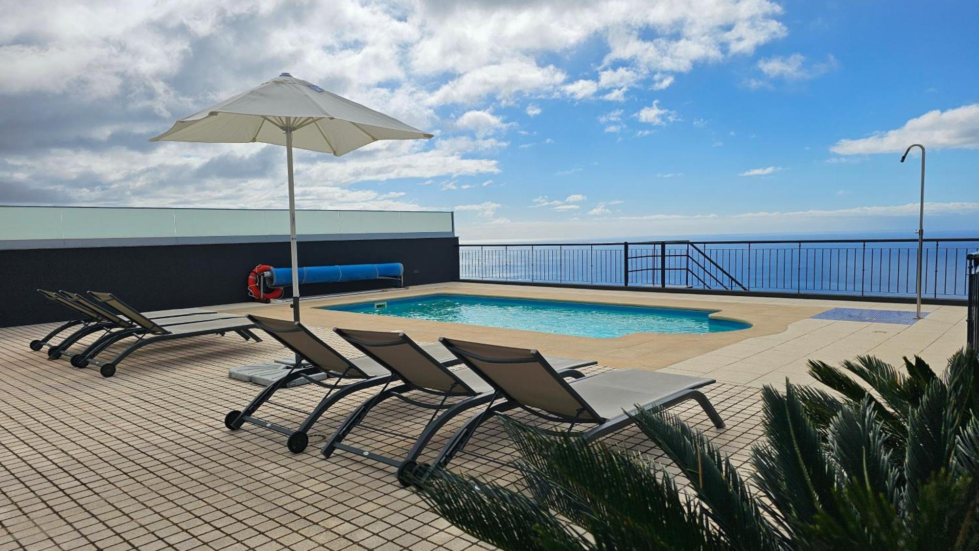 North Coast View House Villa Seixal  Rom bilde